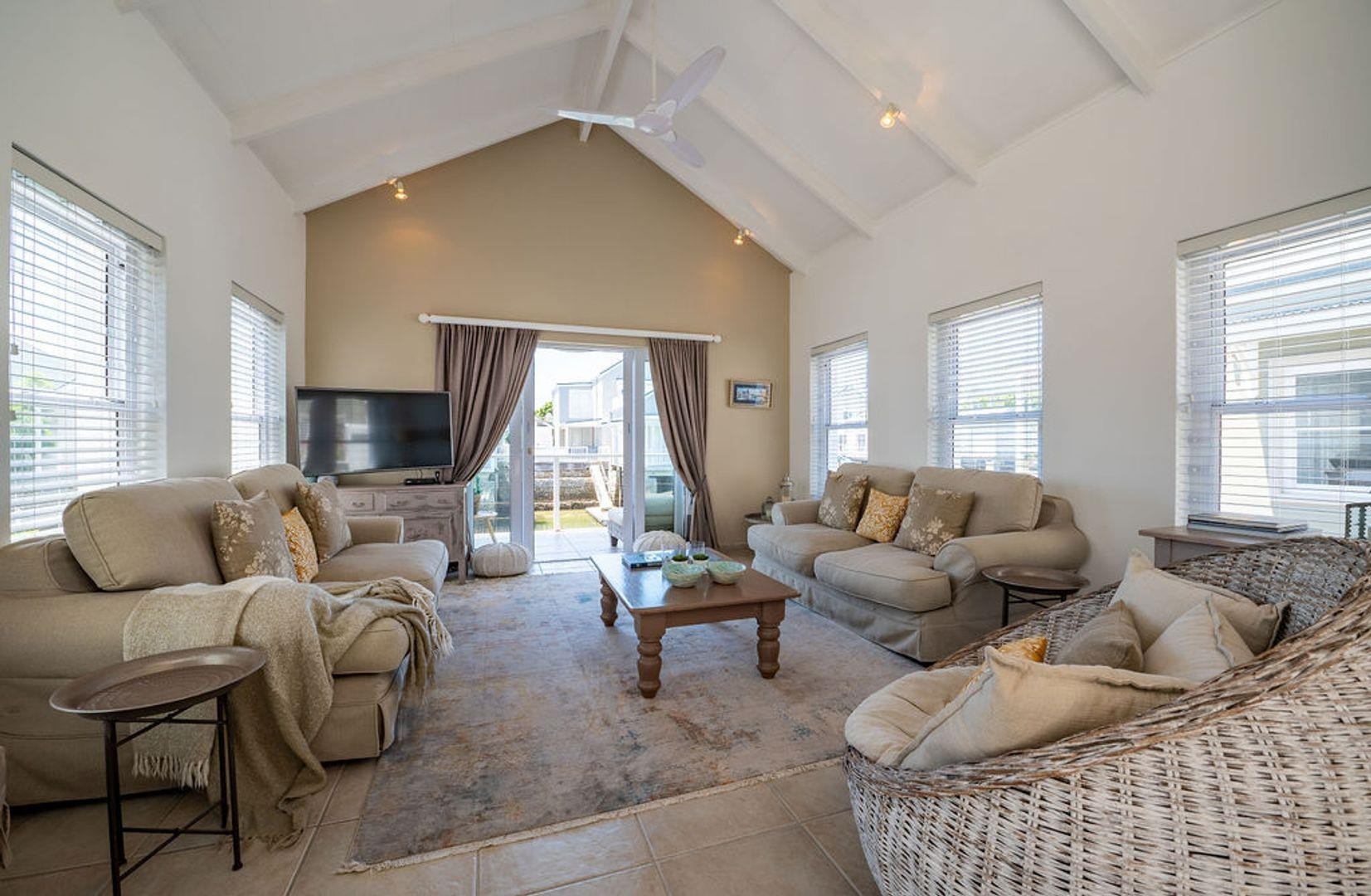 House for sale in Thesen Island, Knysna, 250 m²