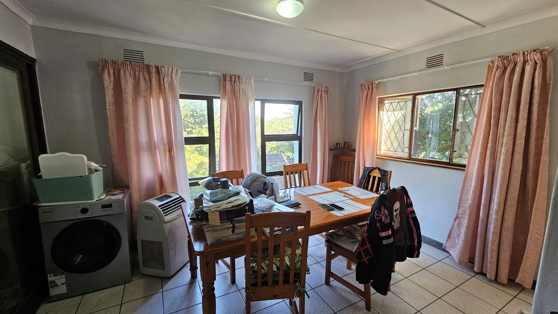 House for sale in Uvongo Beach, Margate, KwaZulu Natal, 1192 m²