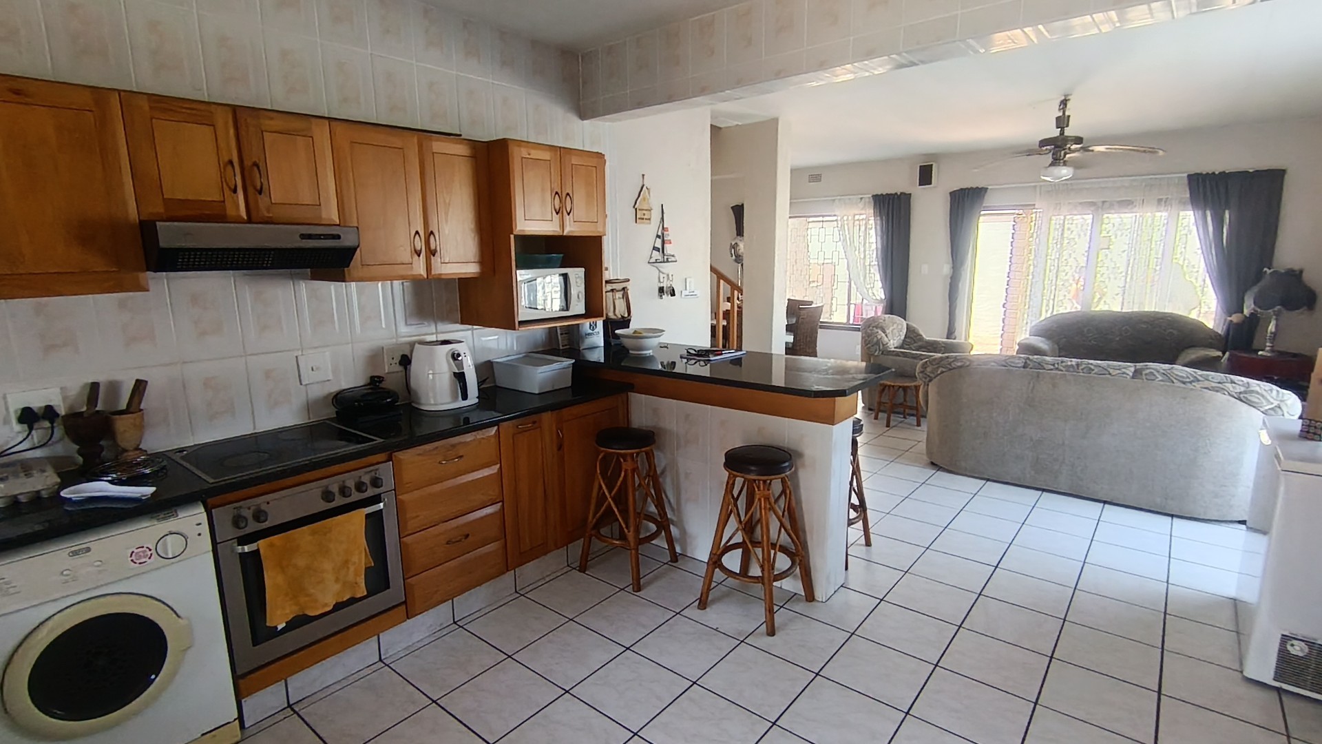 Duplex for sale in St Michaels On Sea, Margate, KwaZulu Natal, 172 m²