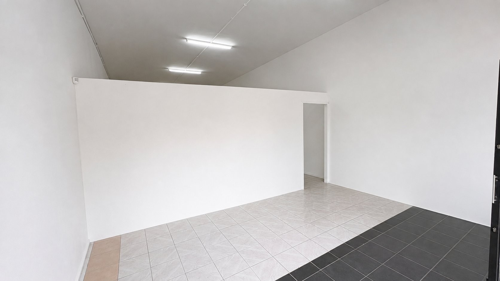 Commercial Property for rent in Dunvegan, Edenvale, 71 m²