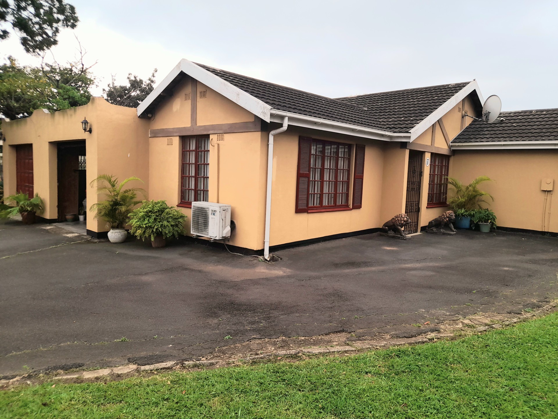 House for sale in Verulam, KwaZulu Natal, 135 m²