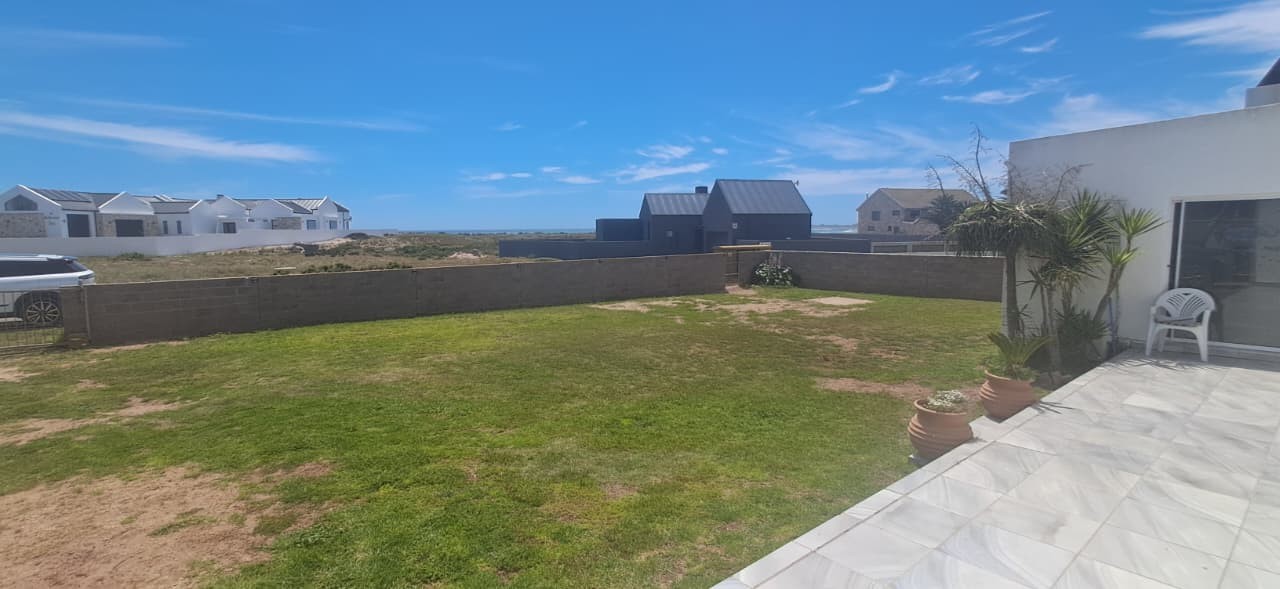 House for sale in Duyker Eiland, St Helena Bay, 1030 m²