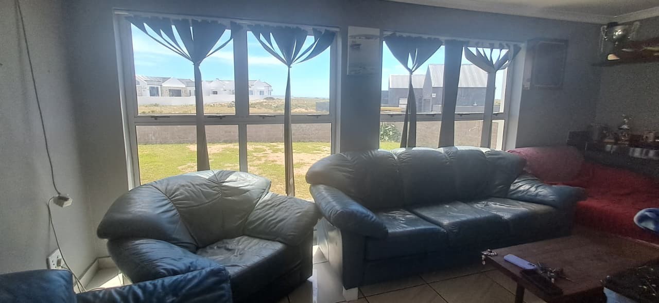 House for sale in Duyker Eiland, St Helena Bay, 1030 m²