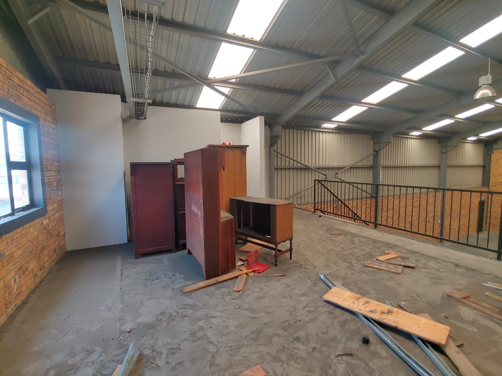 Warehouse for rent in Strijdompark, Randburg, 12, Acacia Industrial Park, 22 Arbeid street, Strijdompark, Randburg, Gauteng, 347 m²