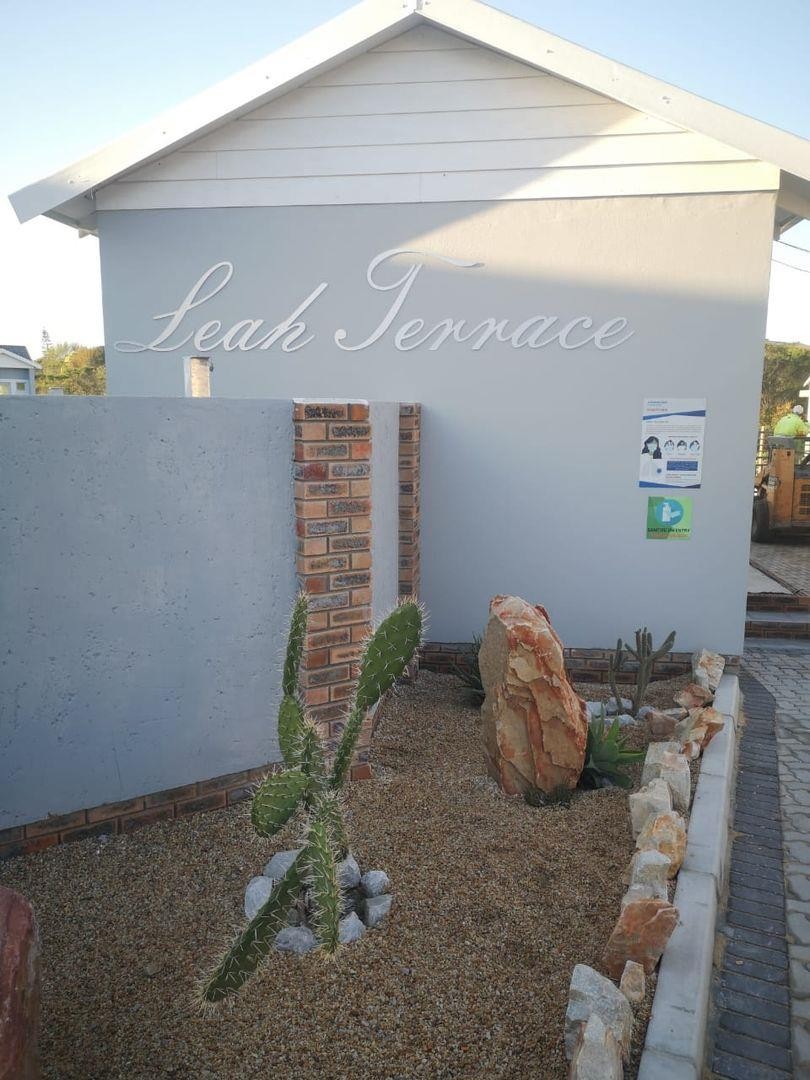 One bed, one bath Apartment For Sale in Cotswold, Port Elizabeth
