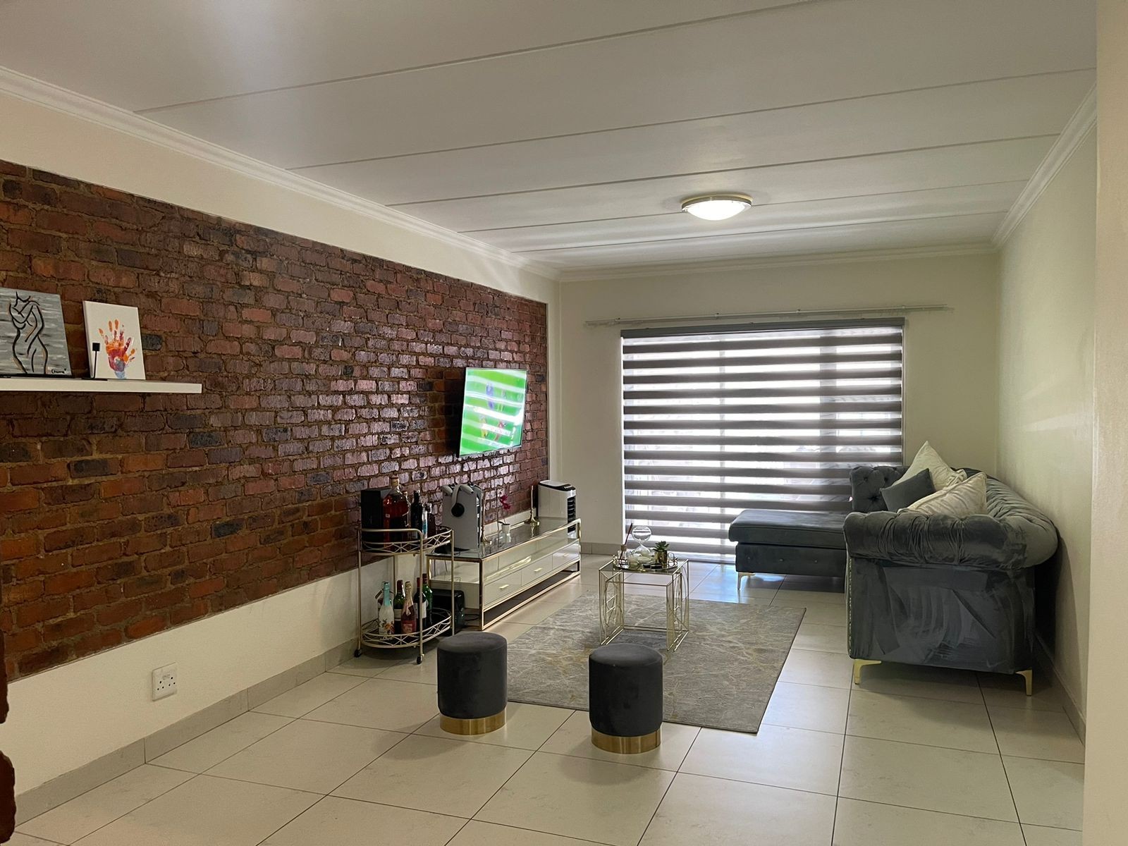 Townhouse for rent in Edenburg, Sandton
