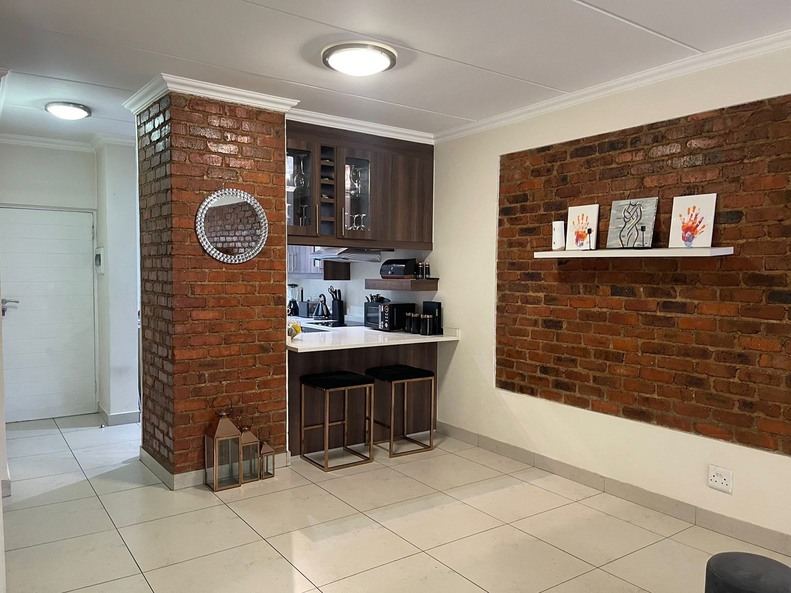 Townhouse for rent in Edenburg, Sandton