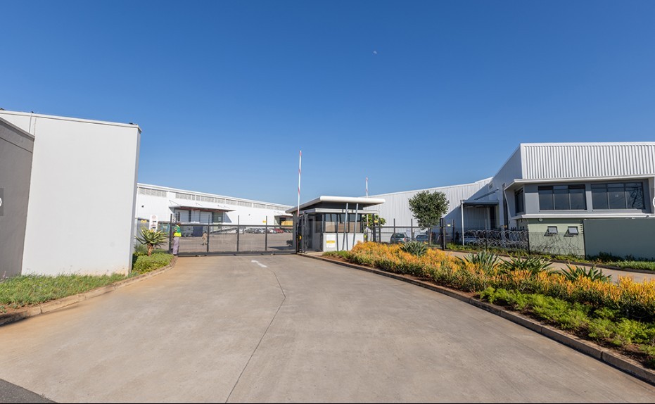 Warehouse for rent in La Lucia Ridge, Umhlanga, KwaZulu Natal, 2329 m²
