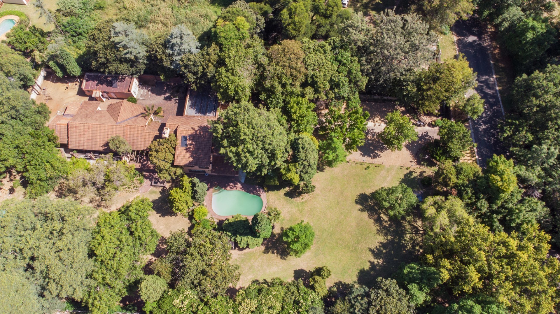 House for sale in Ferndale, Randburg, 4015 m²