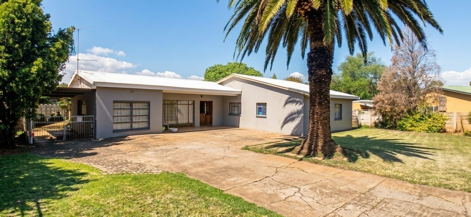 House for sale in Roosheuwel, Klerksdorp, North West, 250 m²