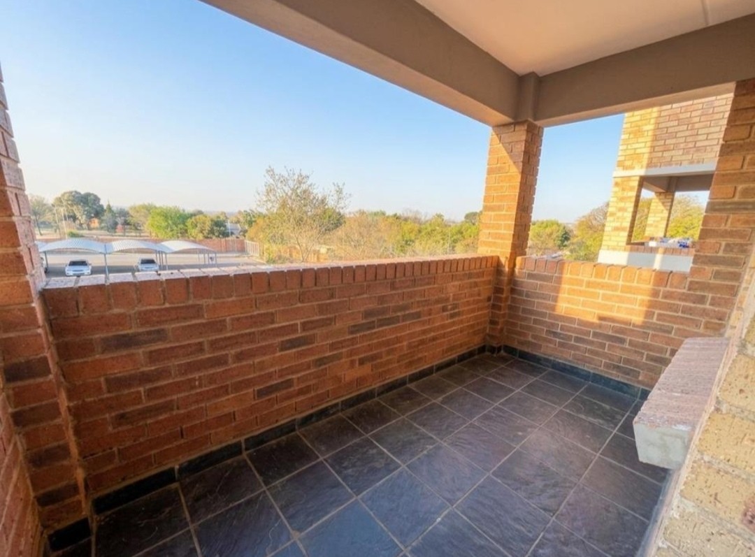 Apartment for rent in Heuweloord, Centurion, The Junction at Forrest Hill, 11 Silwer-Eike Avenue, Heuweloord, Centurion, Gauteng, 54 m²