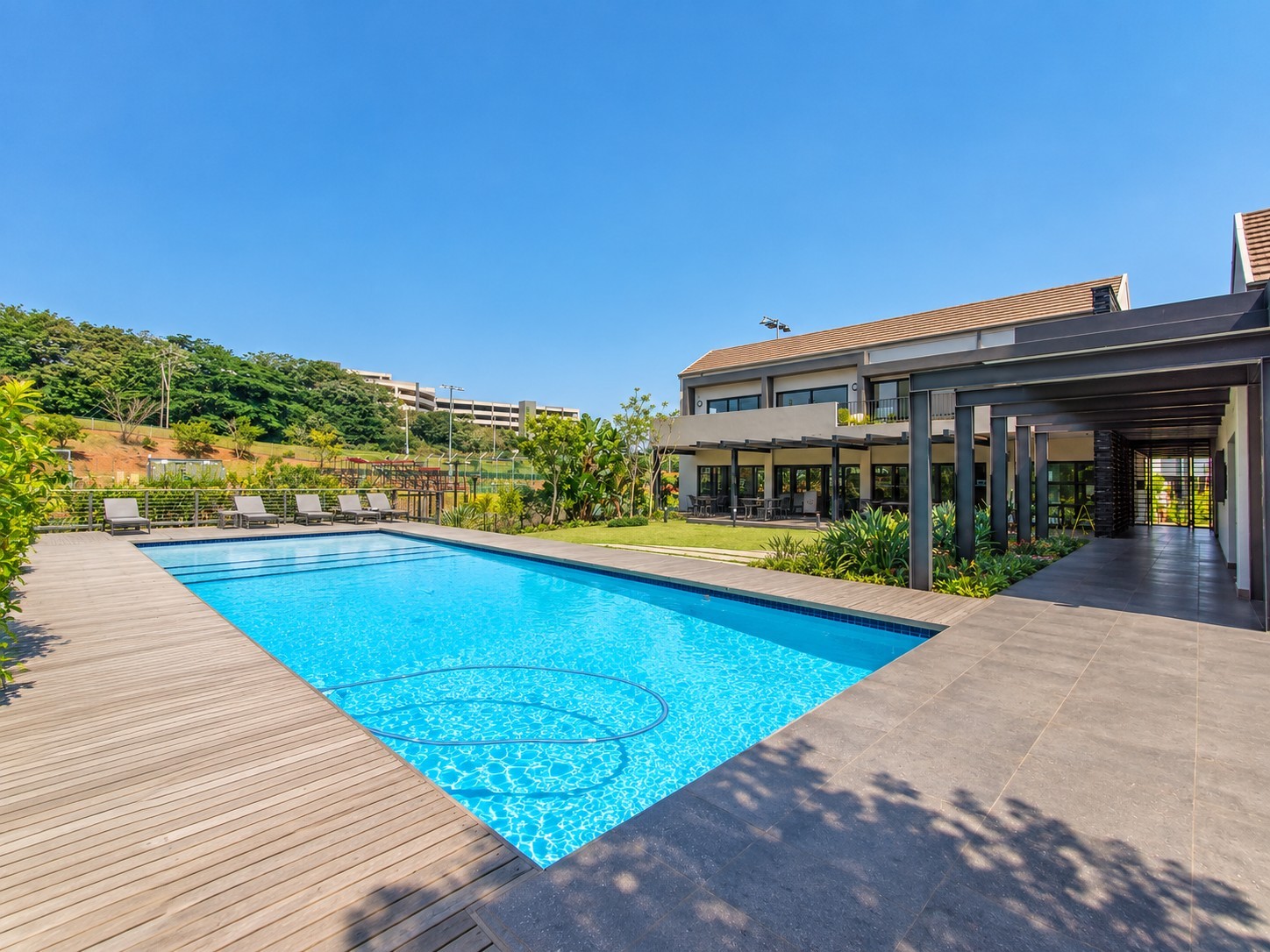 Apartment for sale in Ballito Central, Ballito, KwaZulu Natal, 75 m²