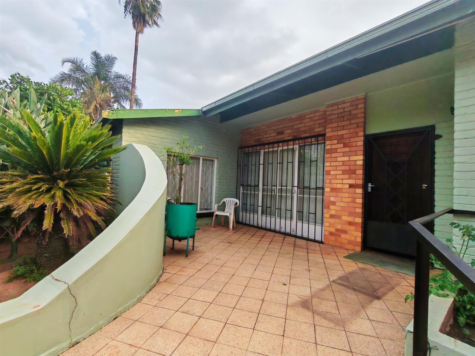House for sale in Kanonkop, Middelburg, 1561 m²