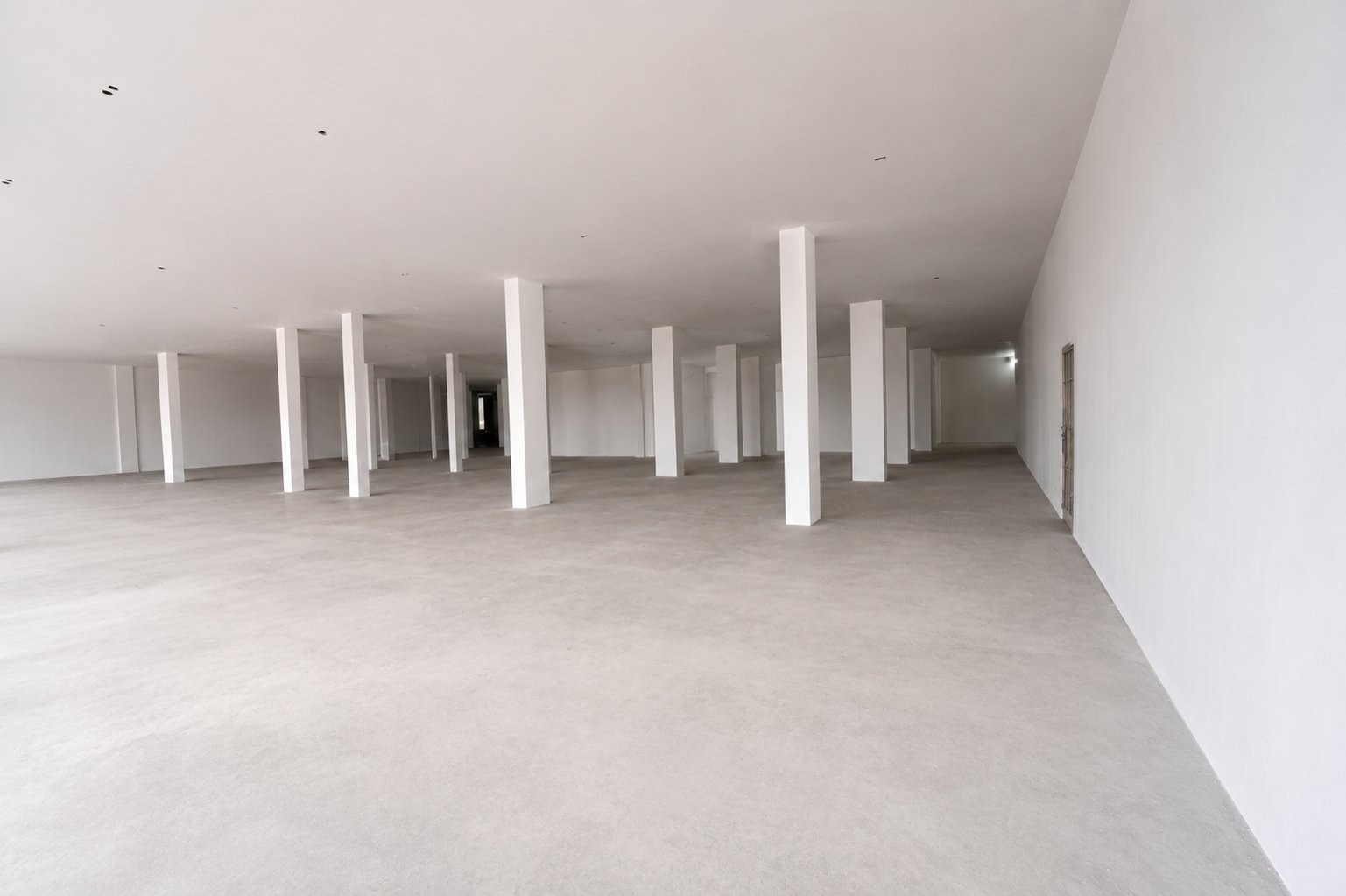 Commercial Property for rent in Dunvegan, Edenvale, 687 m²