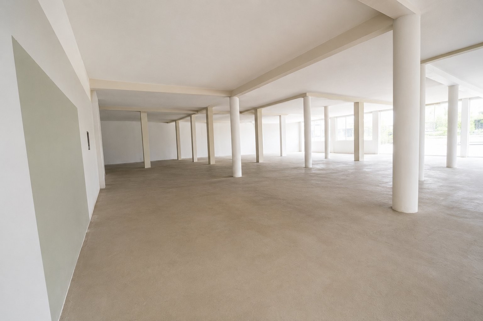 Commercial Property for rent in Dunvegan, Edenvale, 687 m²