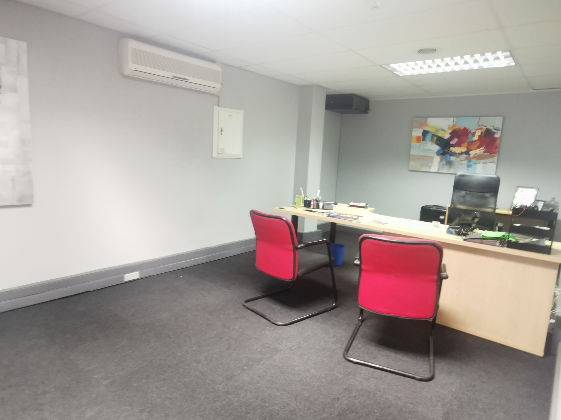 Office for rent in Bella Vista, Paarl, 20 m²