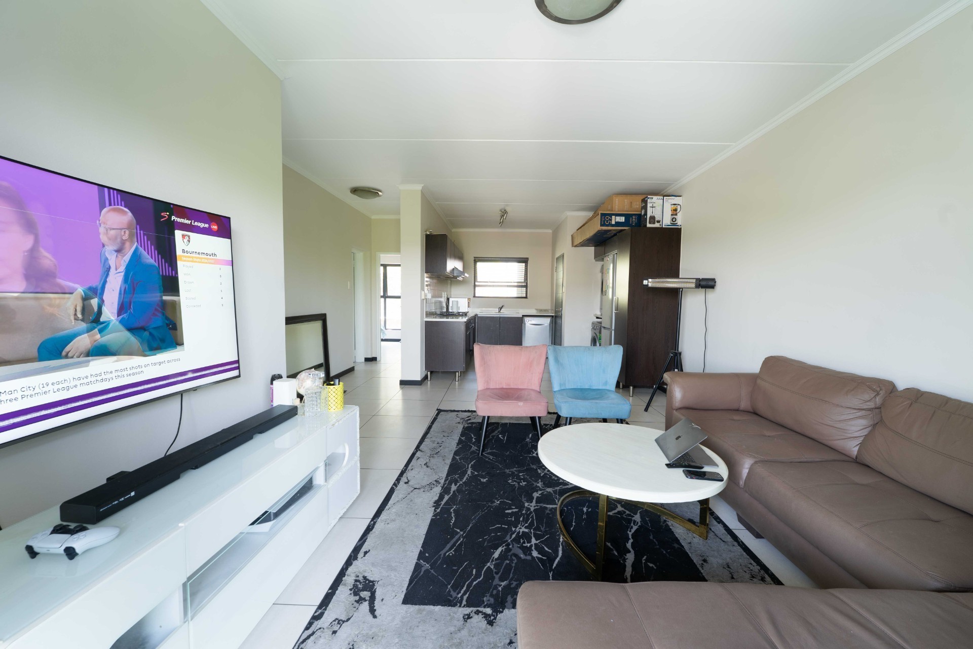 Apartment for rent in Fourways, Sandton, 87 m²