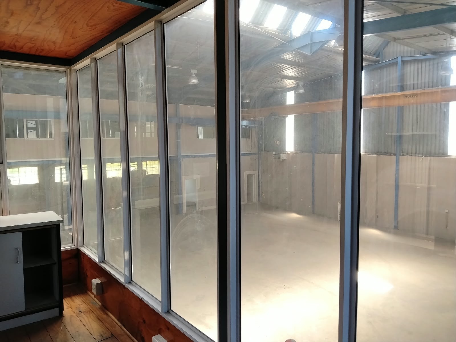 Warehouse for rent in Red Hill, Durban North, KwaZulu Natal, 1000 m²