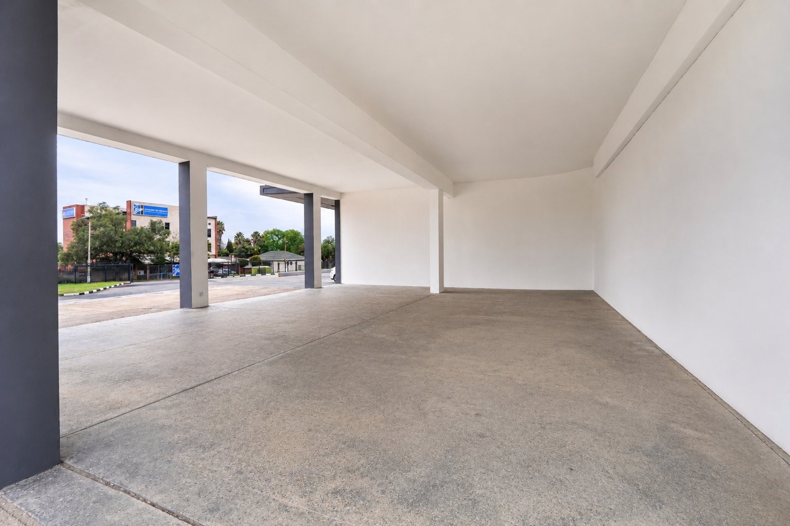 Commercial Property for rent in Dunvegan, Edenvale, 282 m²