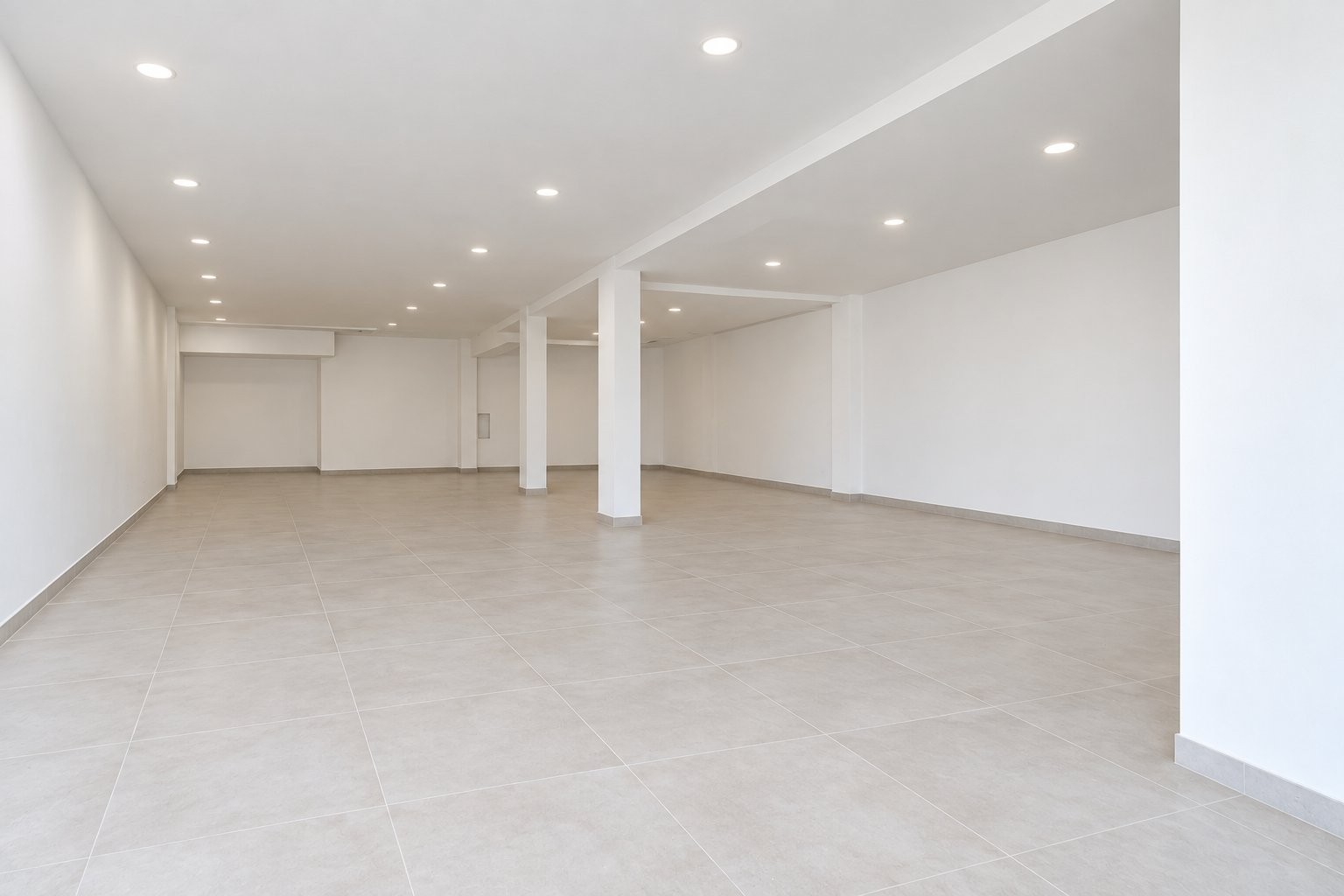 Commercial Property for rent in Wendywood, Sandton, 200 m²