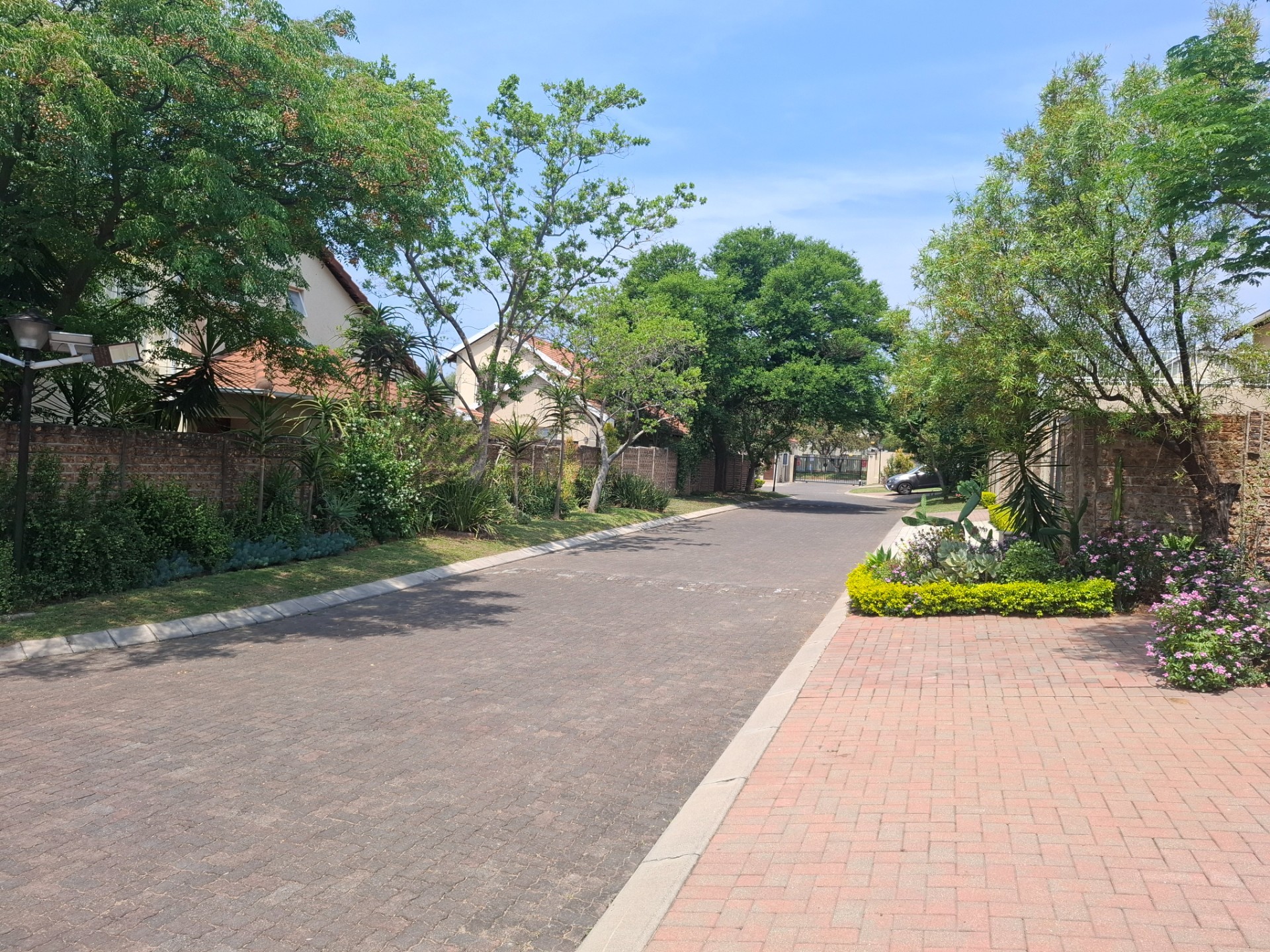 Cluster for sale in Kengies, Sandton, 210 m²