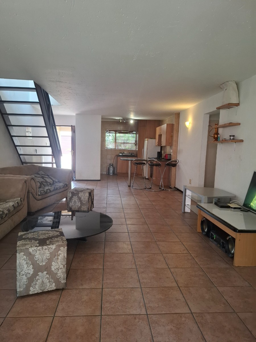Cluster for sale in Kengies, Sandton, 210 m²