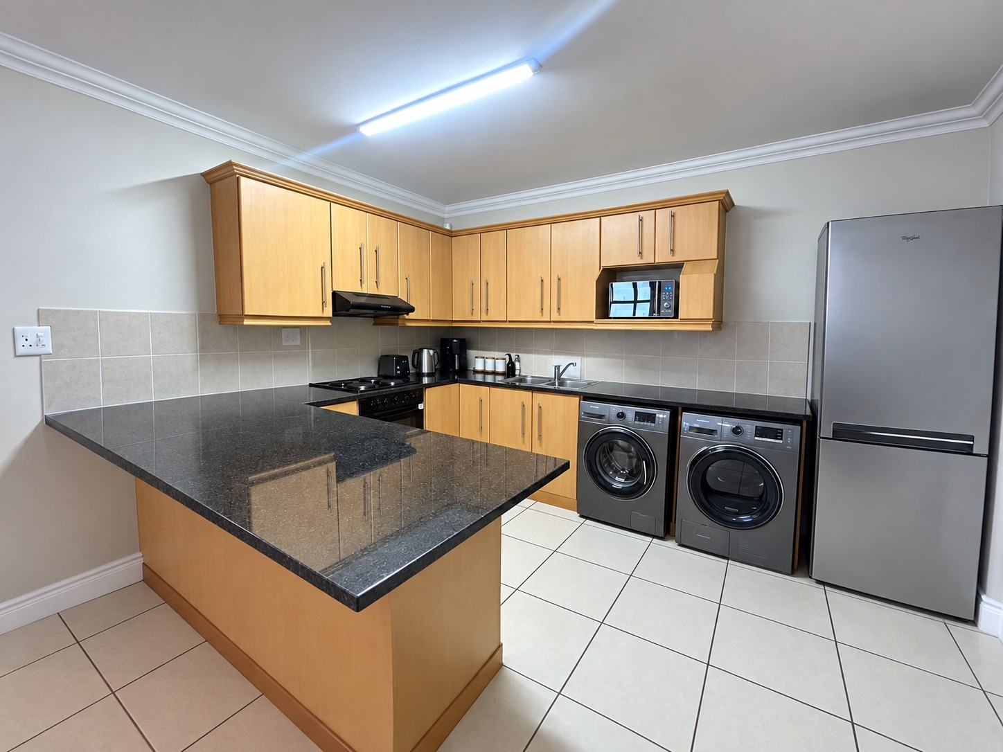 Apartment for sale in Rondebosch Village, Rondebosch, Cape Town, 75 m²