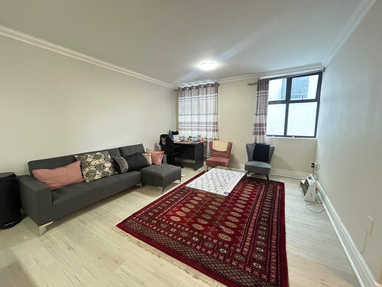 Apartment for sale in Rondebosch Village, Rondebosch, Cape Town, 75 m²