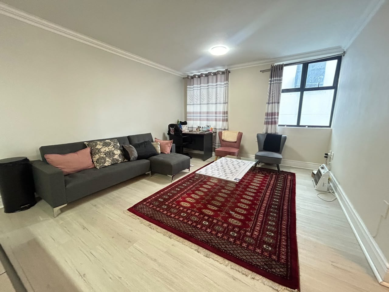 Apartment for sale in Rondebosch Village, Rondebosch, Cape Town, 75 m²
