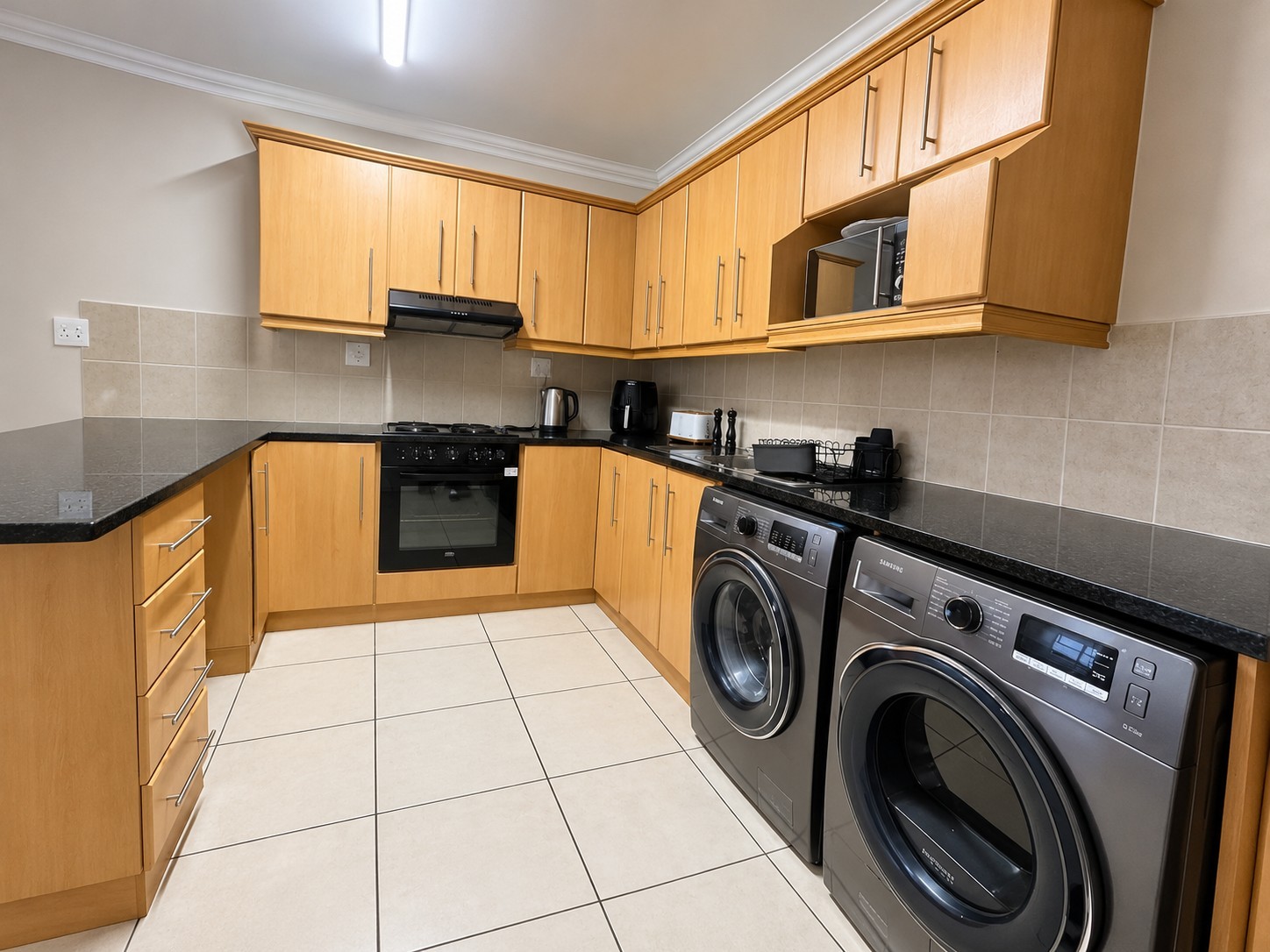 Apartment for sale in Rondebosch Village, Rondebosch, Cape Town, 75 m²