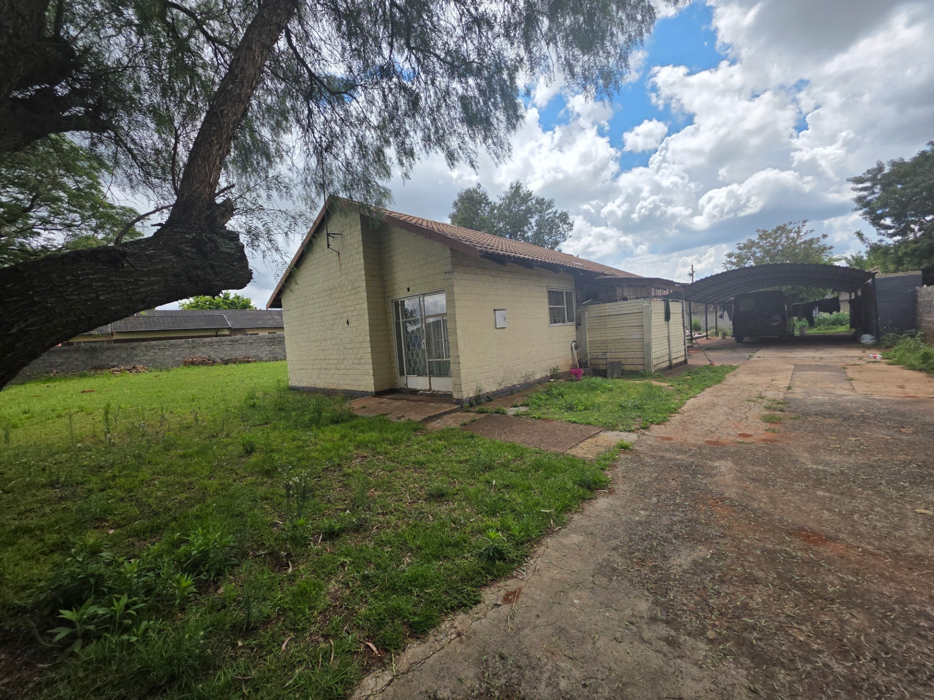 House for sale in Tasbet Park Ext 2, Tasbet Park, Witbank, 88 m²