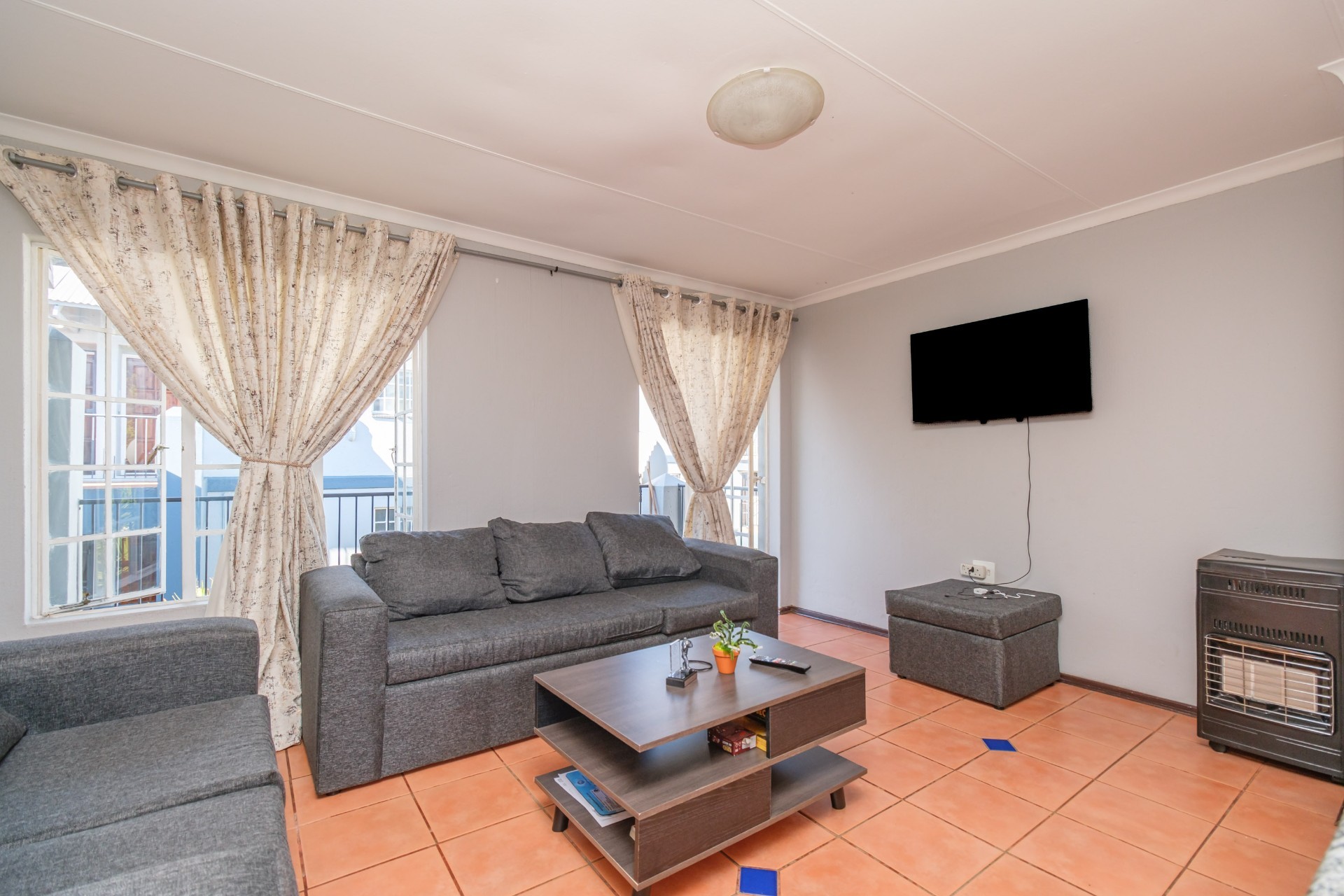 Apartment for sale in Horizon View, Roodepoort