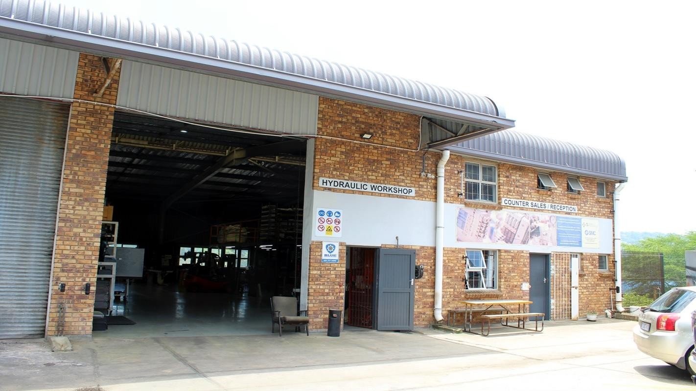 Industrial Property for rent in Westmead, Pinetown, KwaZulu Natal, 387 m²