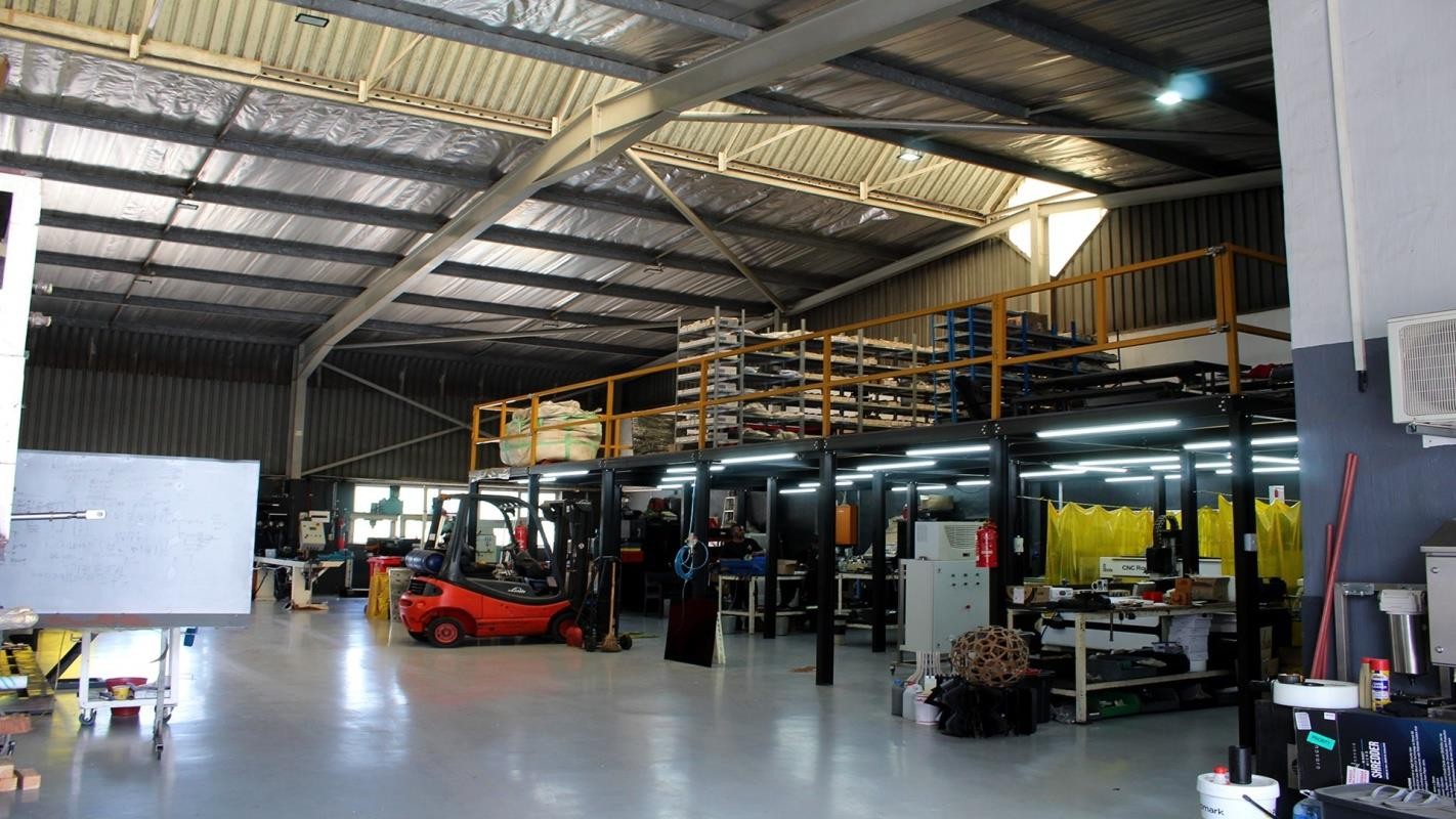 Industrial Property for rent in Westmead, Pinetown, KwaZulu Natal, 387 m²
