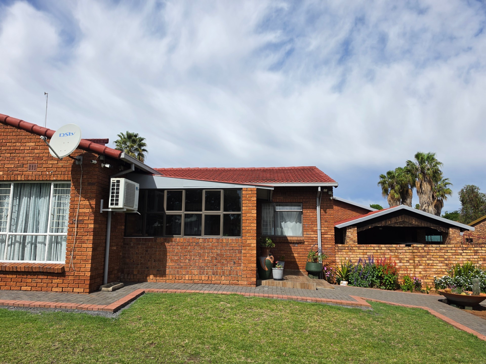 House for sale in Aerorand, Middelburg, 338 m²