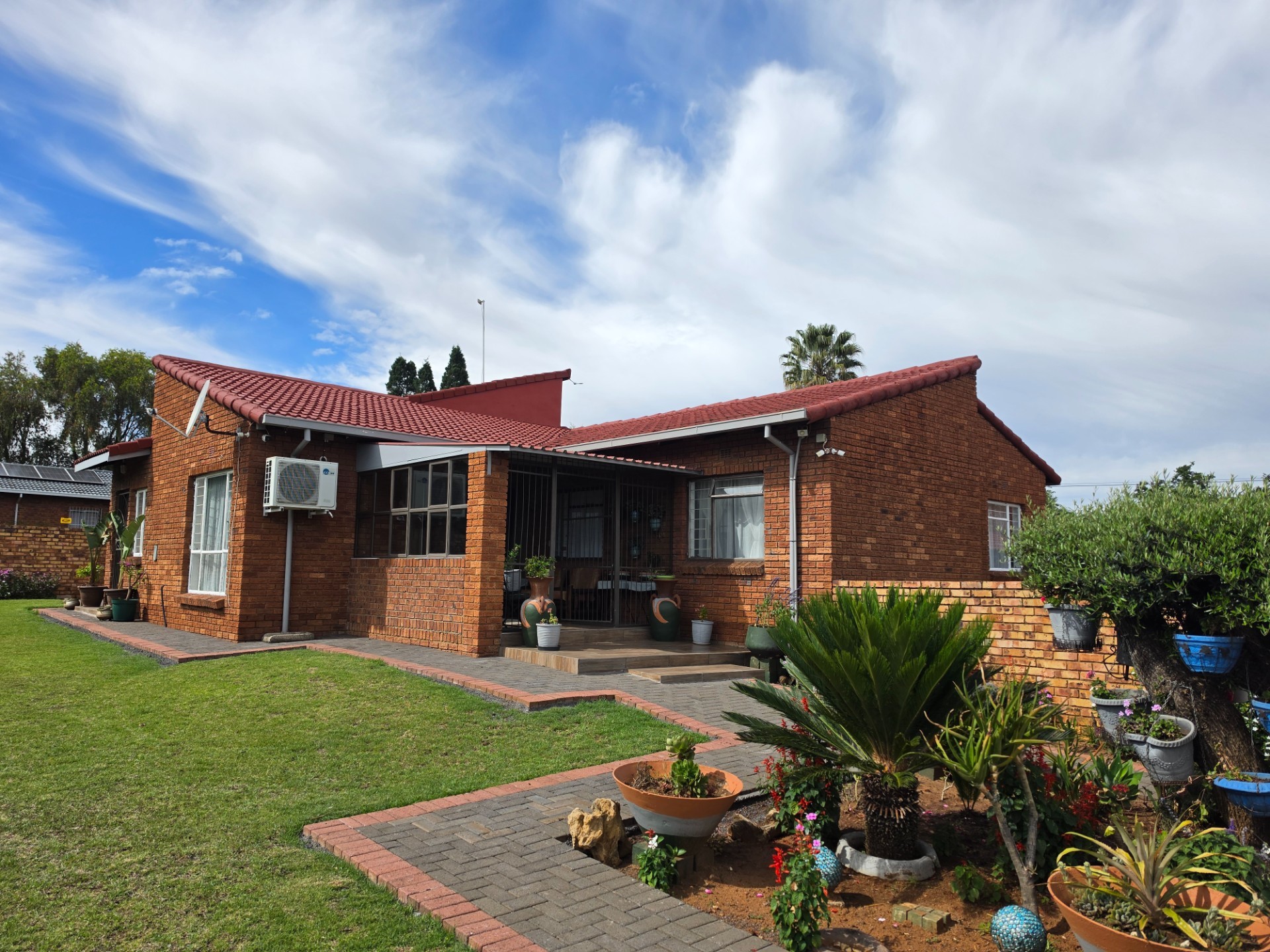Perfectly situated. A home to enjoy in the right area.