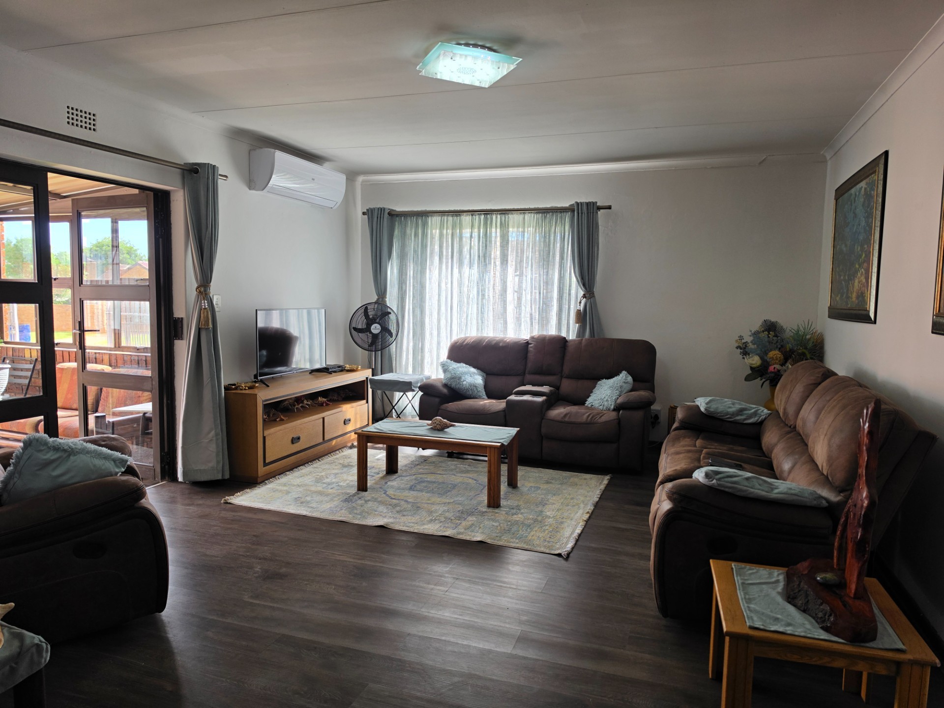 House for sale in Aerorand, Middelburg, 338 m²