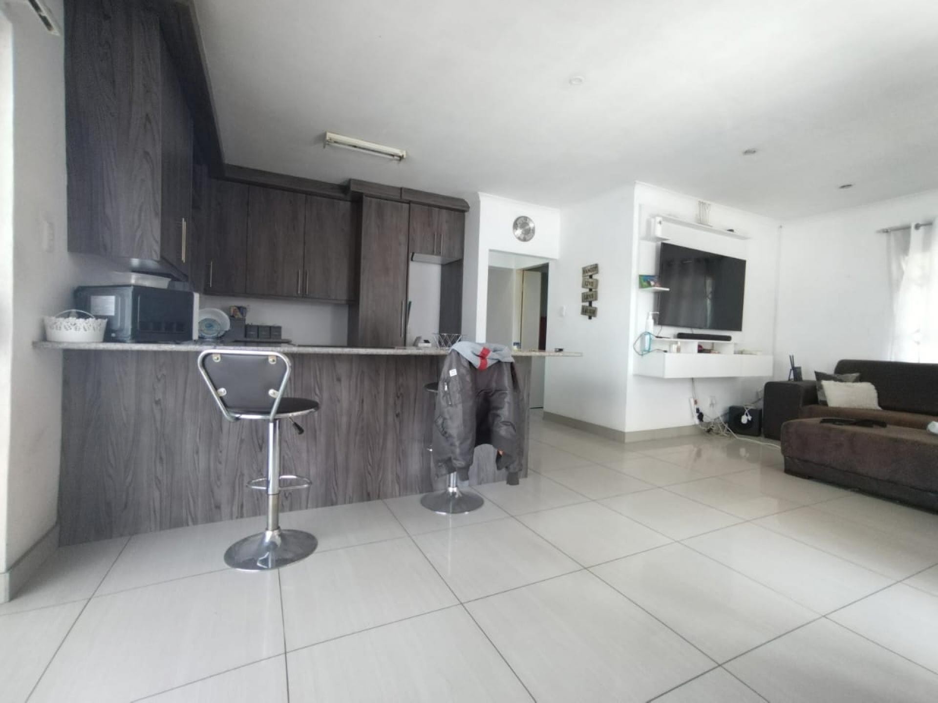 House for sale in New Modder, Benoni, 901 m²