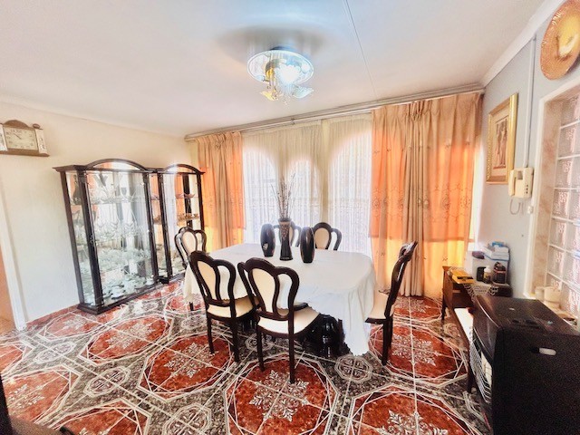House for sale in Winchester Hills, Johannesburg, 1338 m²