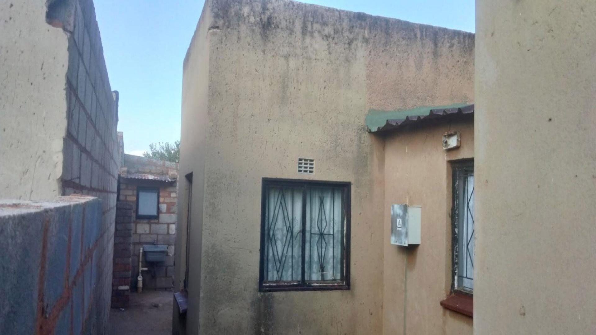House for sale in Rondebult, Germiston, 5000 m²