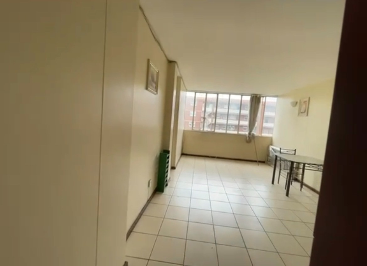 Apartment for sale in Sunnyside, Pretoria, 119 m²