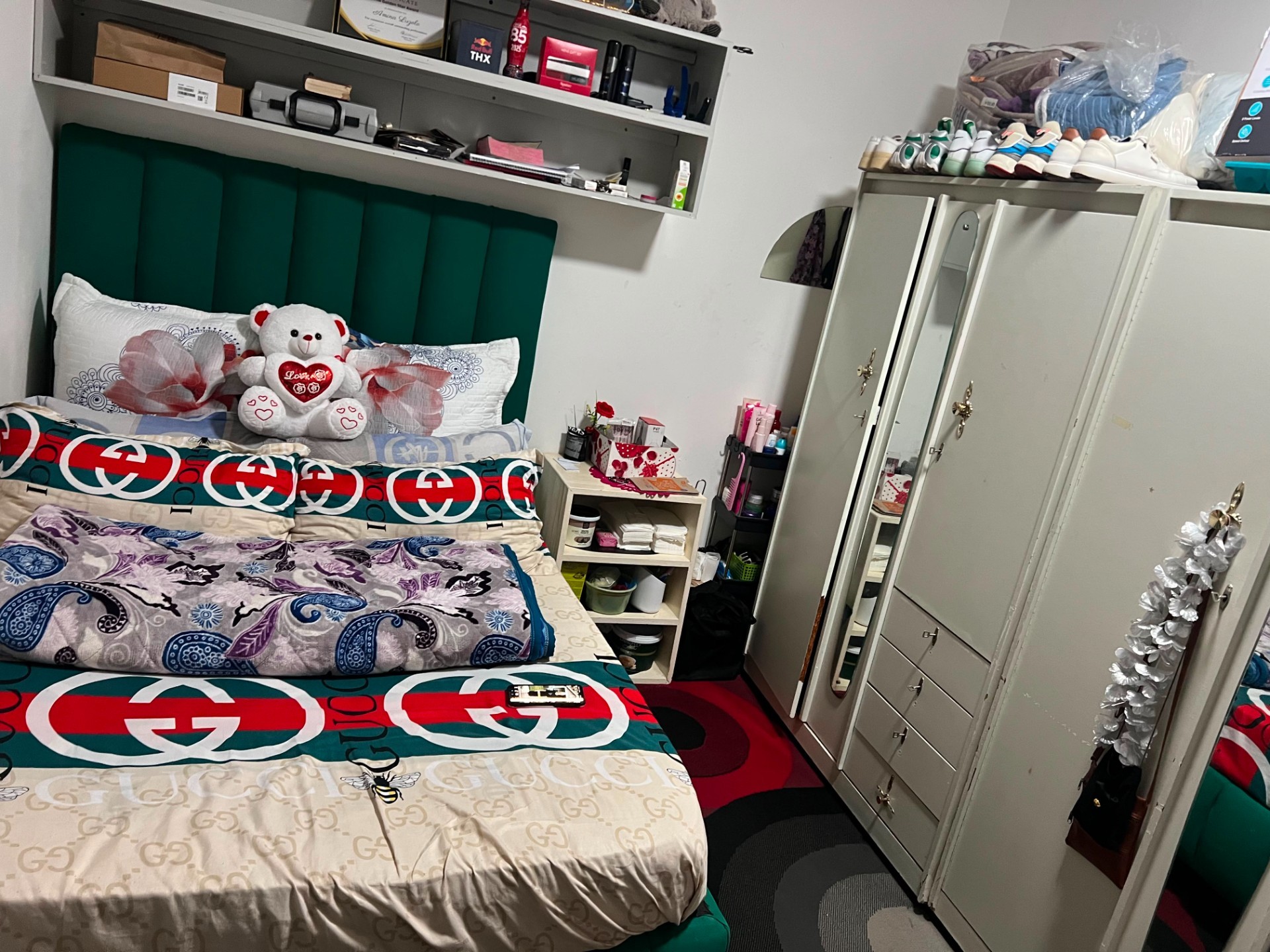 Room for rent in Zonnebloem, Cape Town
