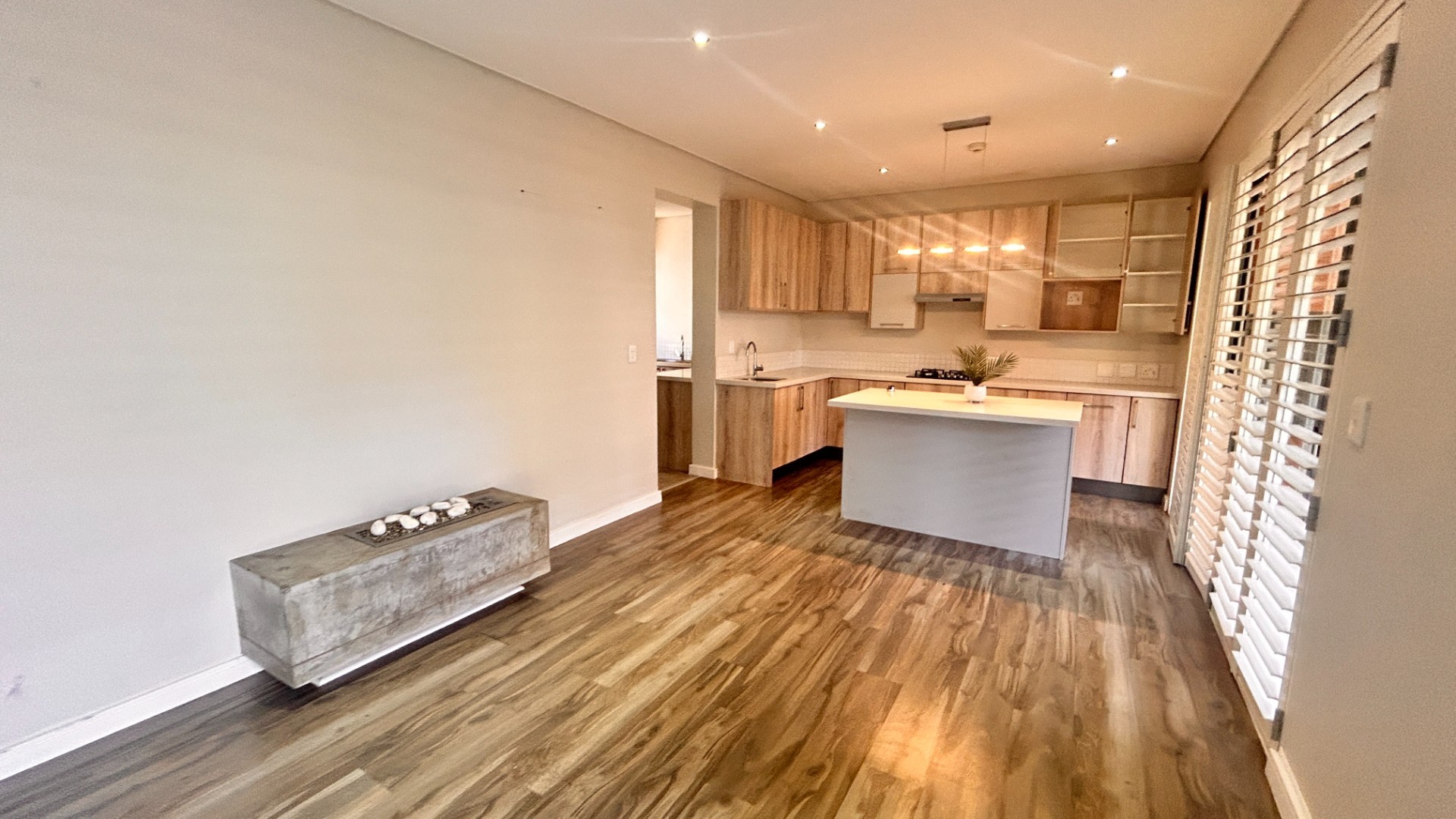 Townhouse for rent in Menlo Park, Pretoria, 260 m²