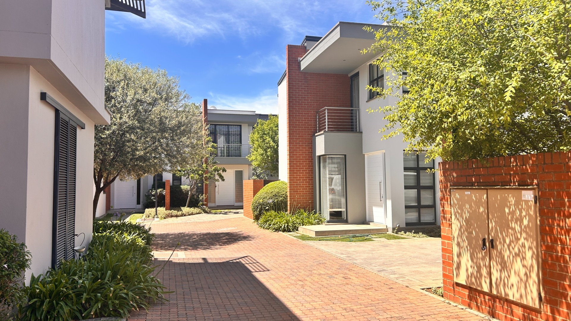 Townhouse for rent in Menlo Park, Pretoria, 260 m²