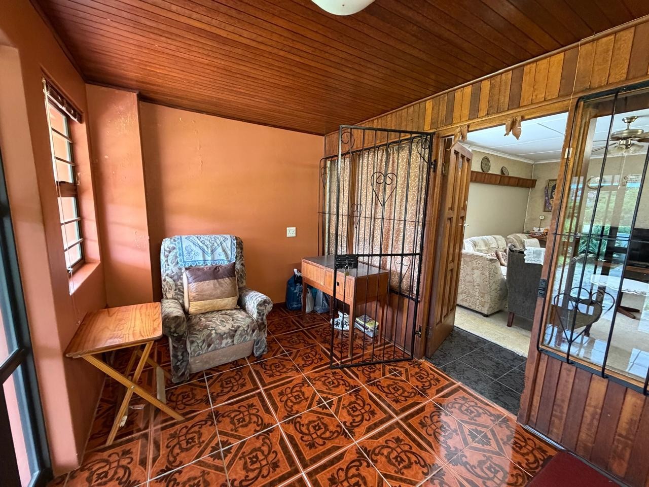 House for sale in Saxilby, Amalinda, East London, 1081 m²