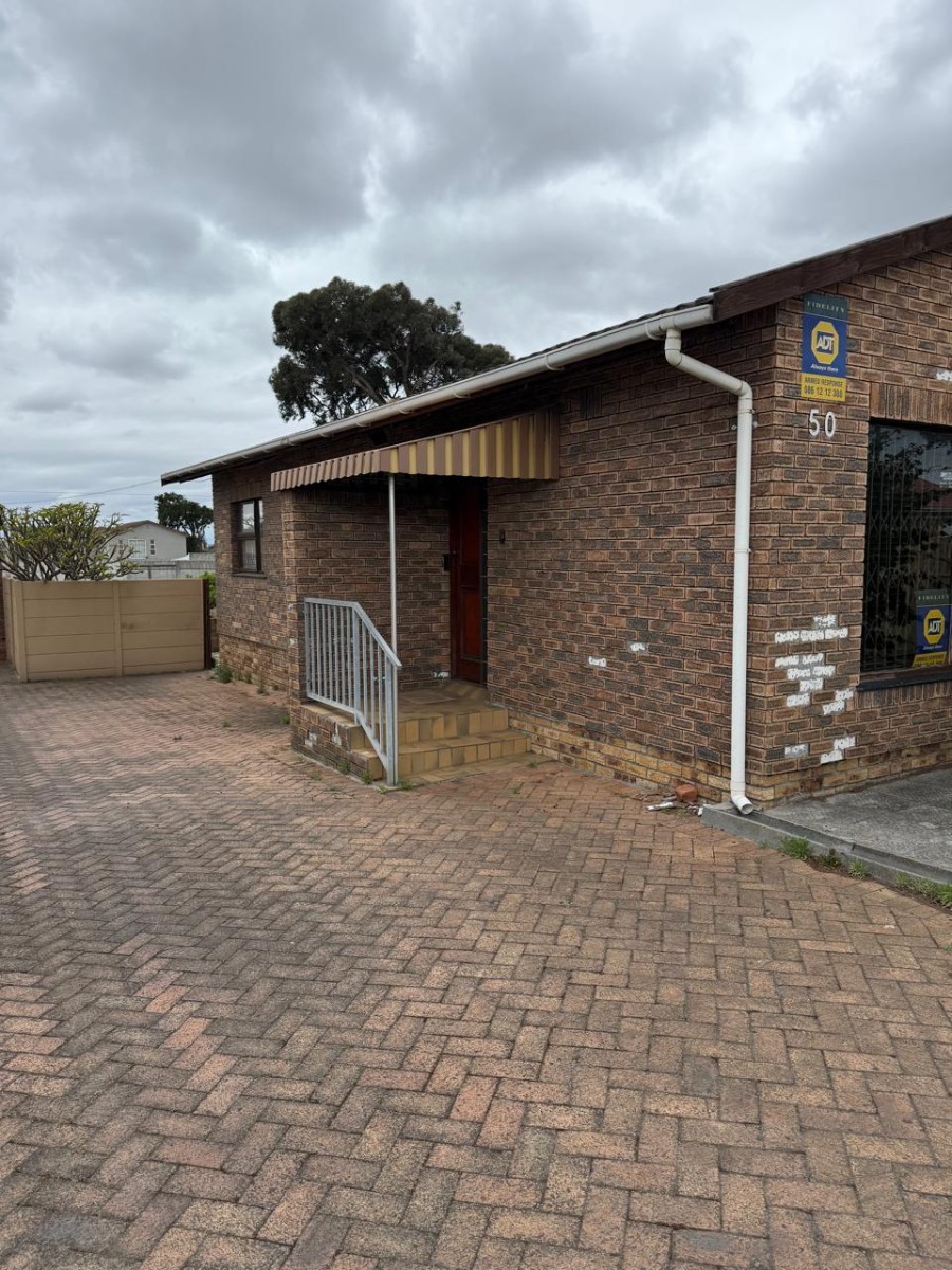 House for rent in Welcome Estate, Cape Town