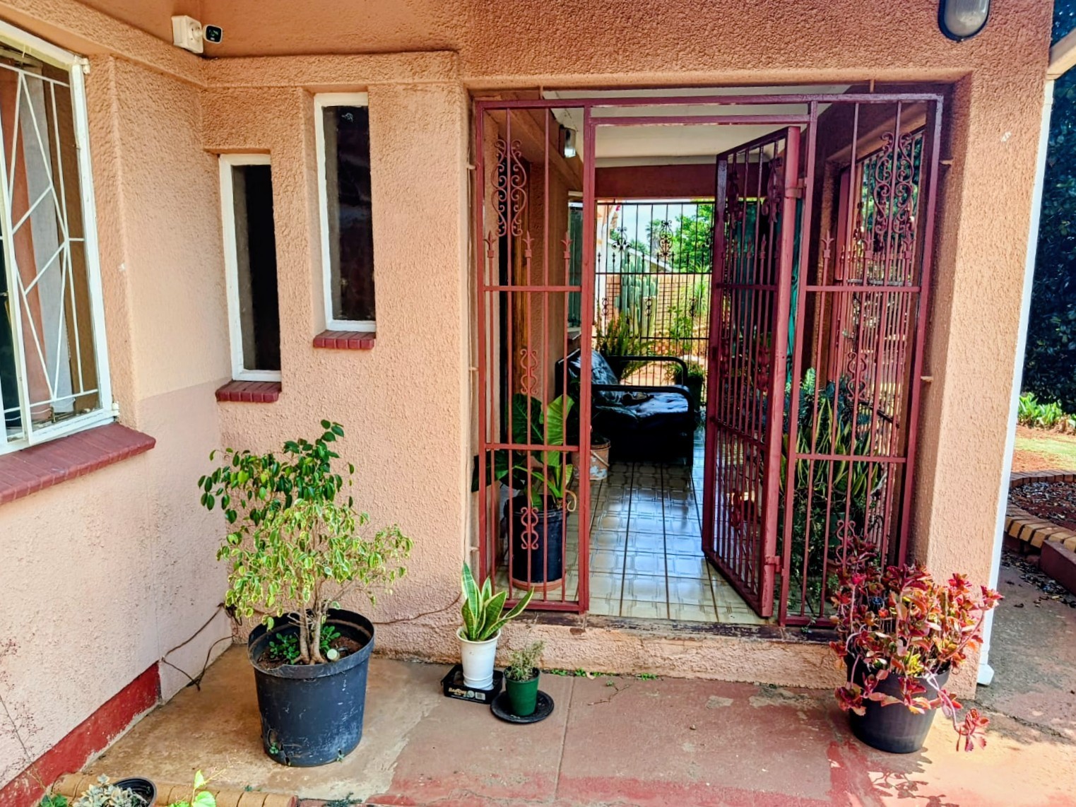 House for sale in Pretoriusrus, Carletonville, 1983 m²