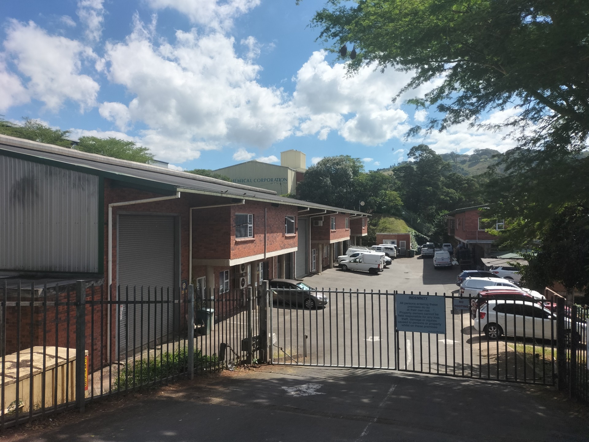 Industrial Property for rent in Westmead, Pinetown, KwaZulu Natal, 326 m²