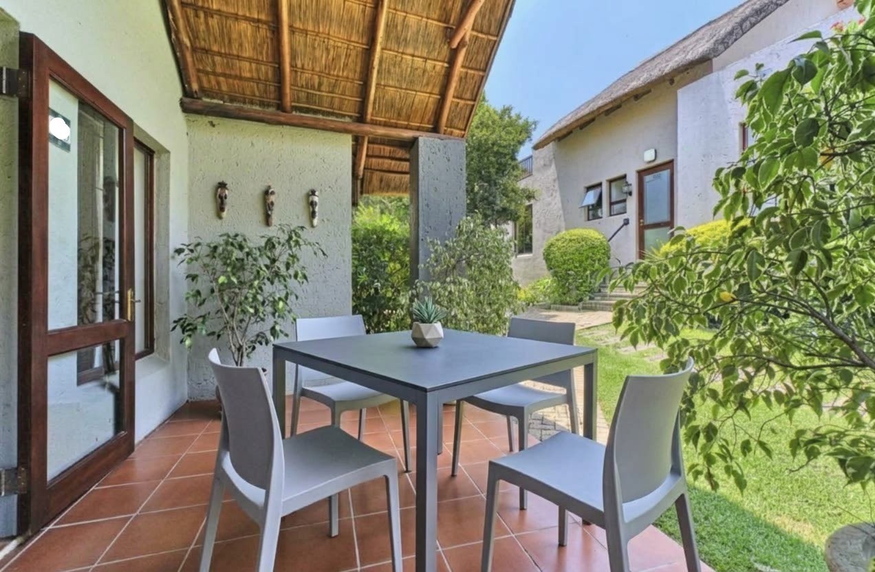 Townhouse for rent in Jukskei Park, Randburg, 200 m²