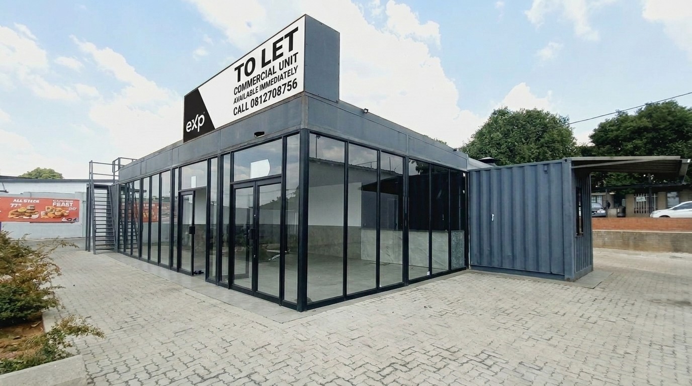 Commercial Property for rent in Highlands North, Johannesburg, 150 m²
